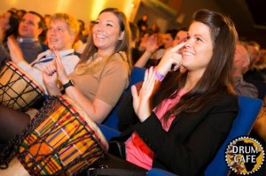 Drum Cafe voorzichtig aan teambuilding drum sessies meedoen is ook al een feest